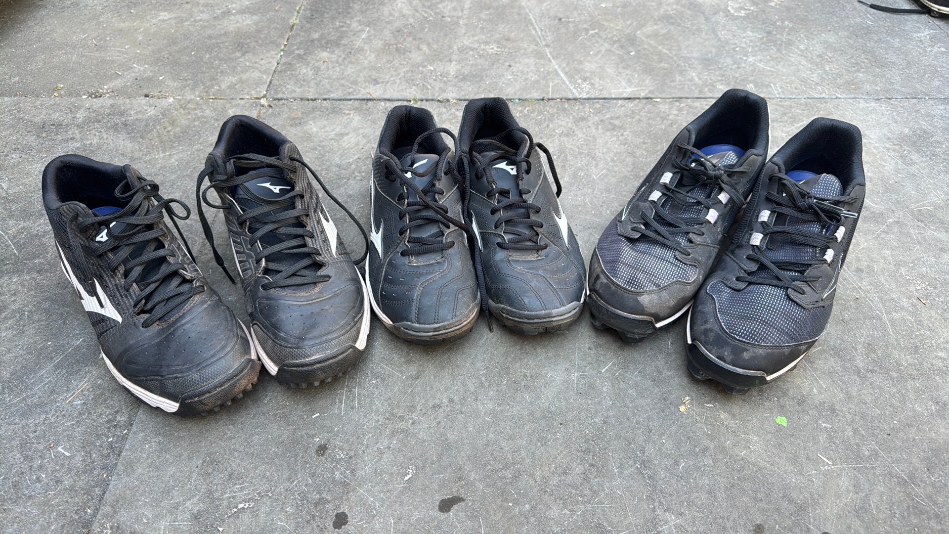3 paar mooie honk-softbalschoenen; 2 dames 1 heren, Sport en Fitness, Honkbal en Softbal, Ophalen of Verzenden, Gebruikt, Honkbal