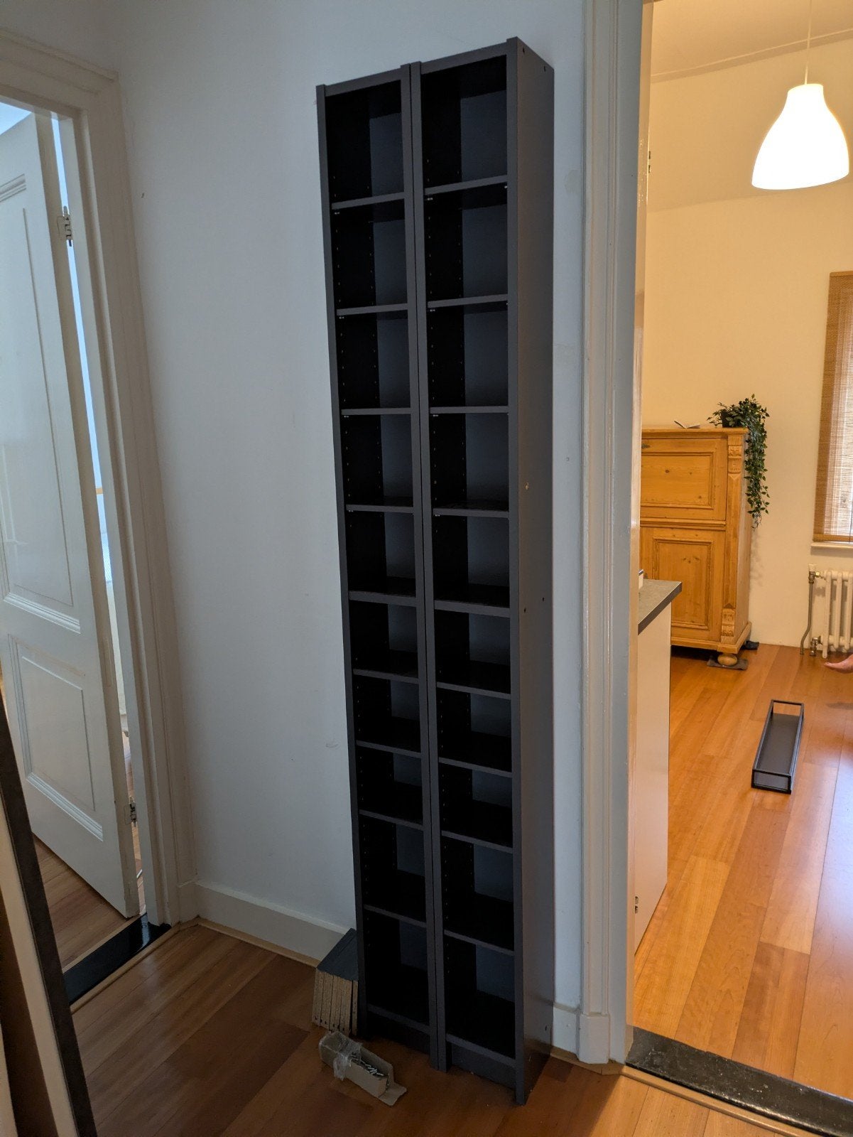 Twee grijs/antractie kleur IKEA Billy CD kasten, Ophalen, Gebruikt