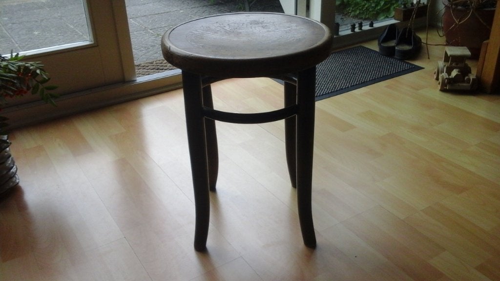 Model Thonet krukje., Ophalen, Gebruikt, Hout