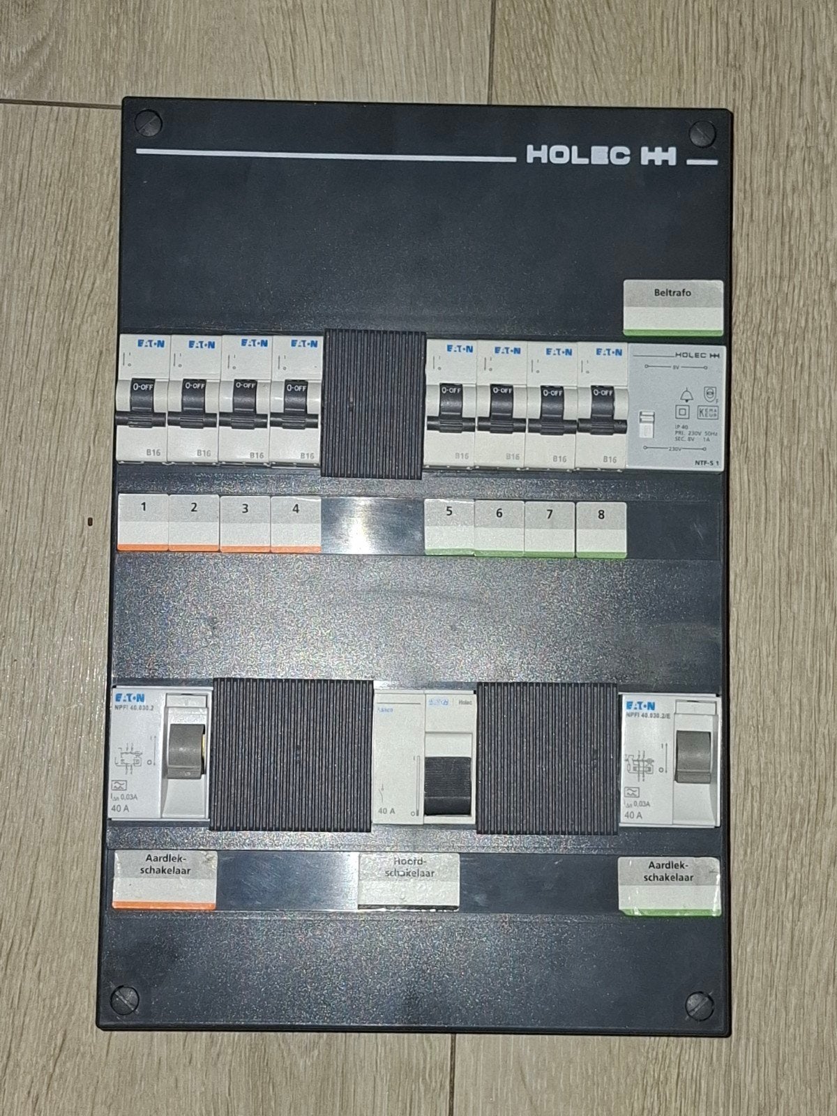 Holec 1-fase groepenkast, volledig bedraad, Ophalen of Verzenden, Gebruikt, Eaton, Groepenkast