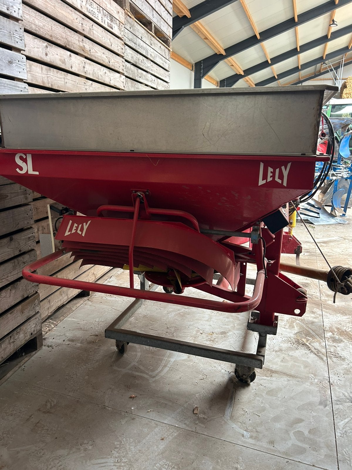Lely centerliner, Ophalen, Gewasbescherming en Bemesting