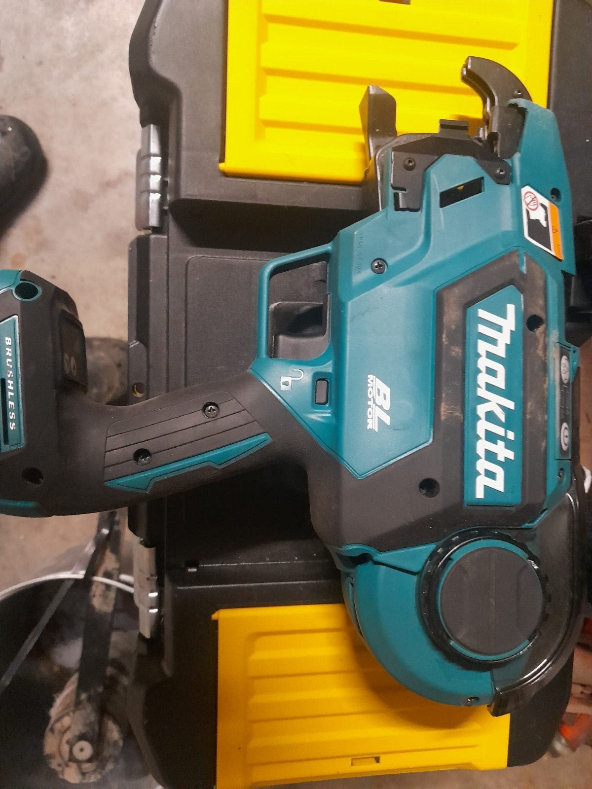 Makita DTR180 14.4/18V Accu Draadbindmachine, Ophalen of Verzenden, Zo goed als nieuw, Overige typen, Makita