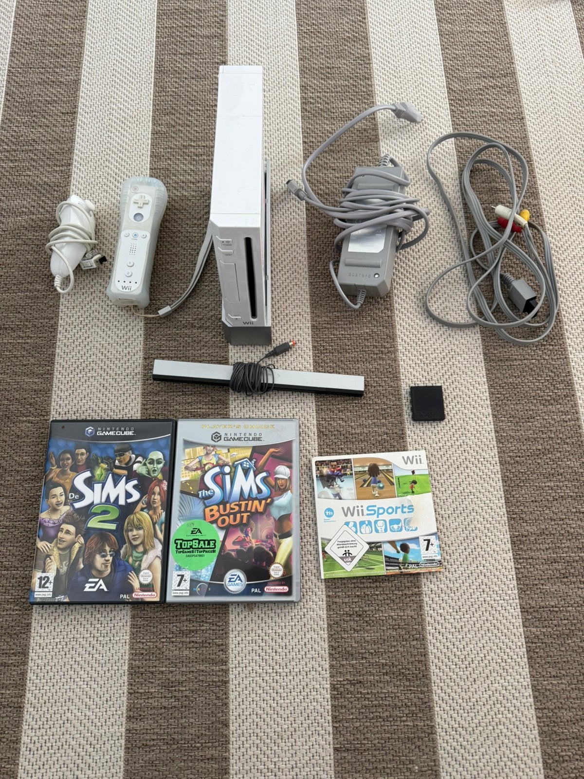 Nintendo Wii set!, Spelcomputers en Games, Ophalen of Verzenden, Zo goed als nieuw, Met 2 controllers
