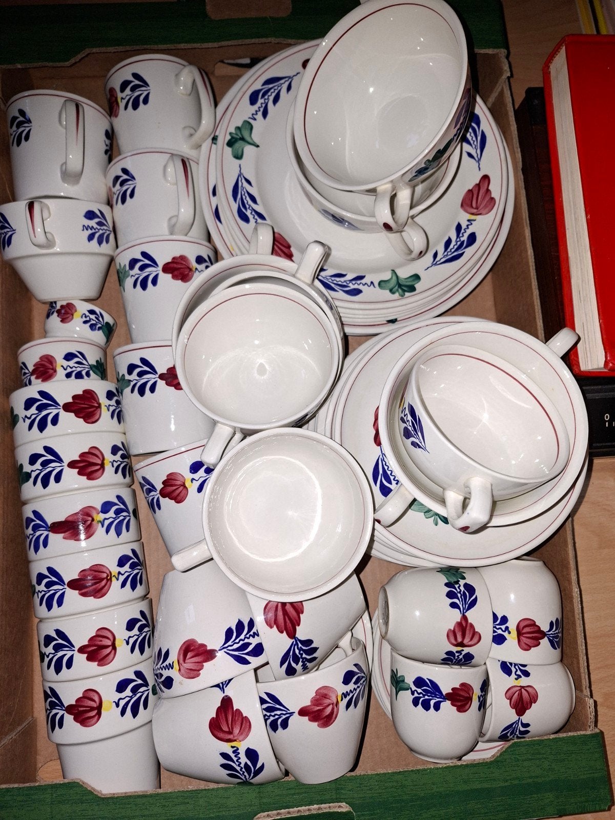 Doos Boerenbont servies, Ophalen