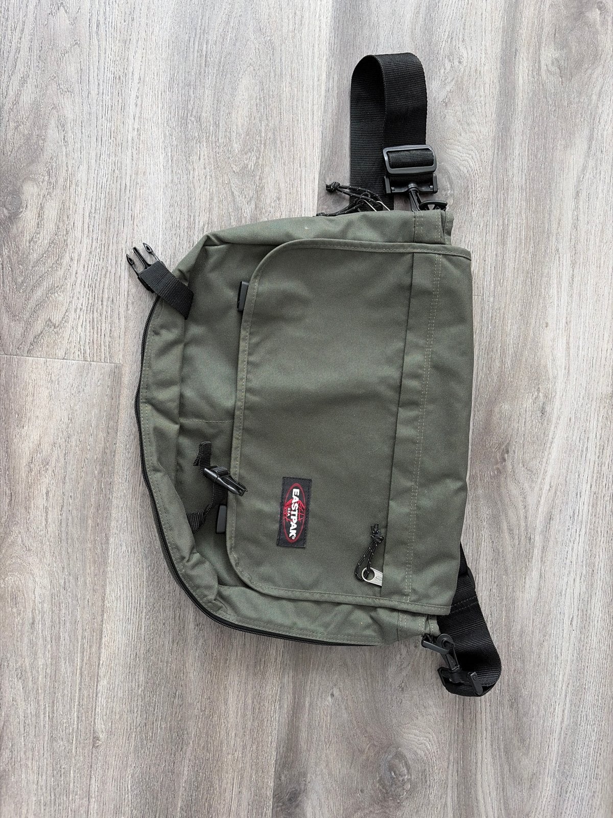 Eastpak schoudertas - Groen, Ophalen of Verzenden, Gebruikt, Groen, Overige merken