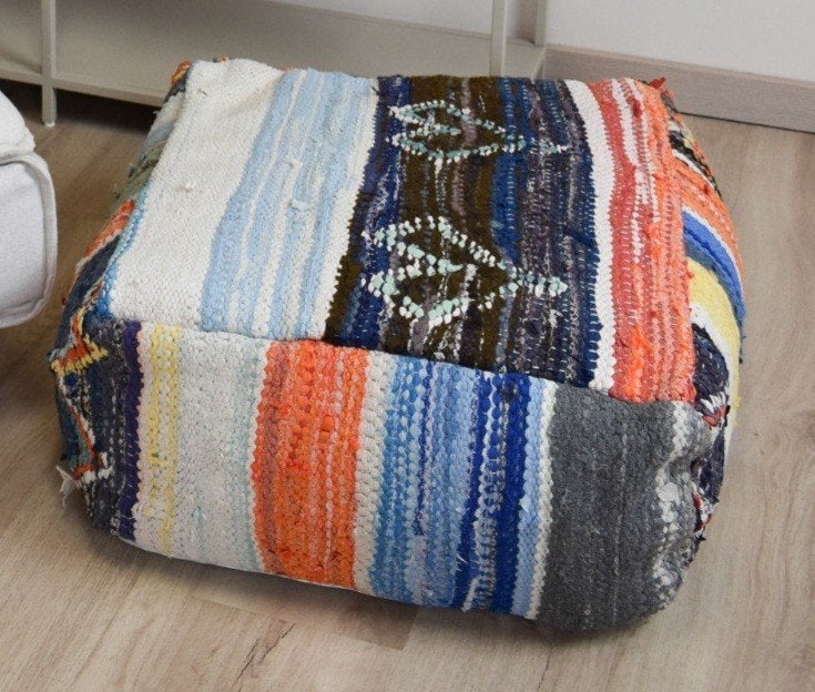 nieuwe Marokkaanse berber wollen kelim, vloerkussen poef, Nieuw, Ophalen of Verzenden, 50 tot 75 cm, Vierkant