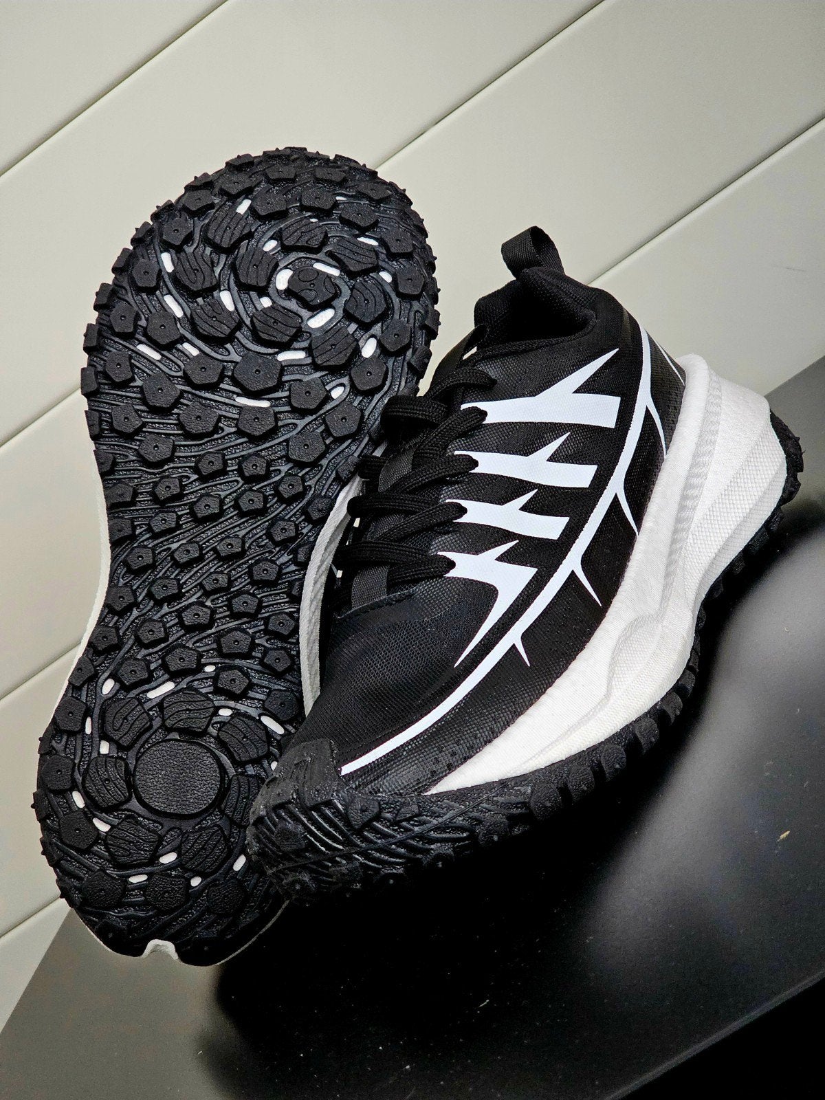 Trail Hardloopschoenen, Nieuw, Ophalen of Verzenden, Sportschoenen, Zwart
