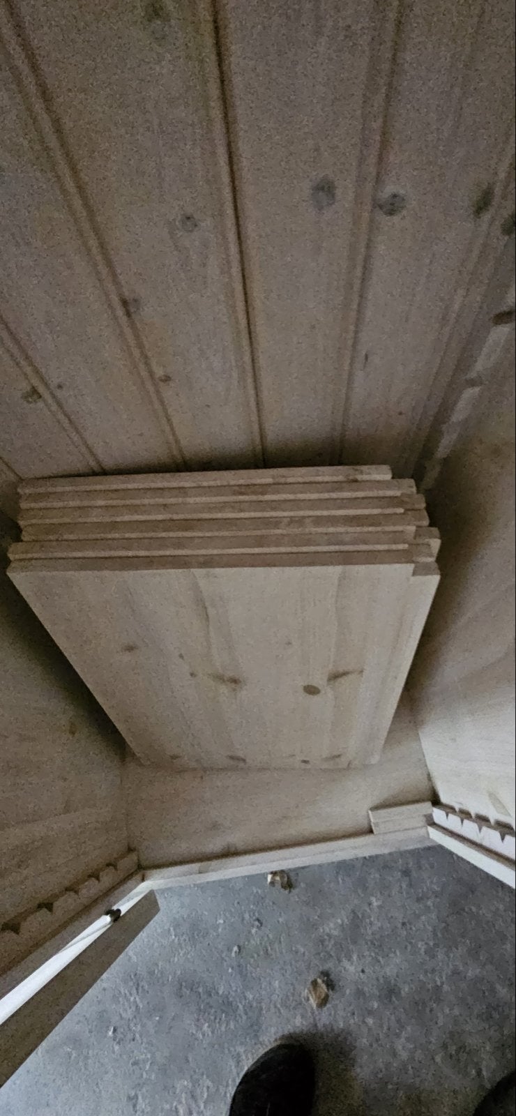 Kledingkast kinderkamer met puntdak en planken, Ophalen, Nieuw, 50 tot 100 cm, 150 tot 200 cm
