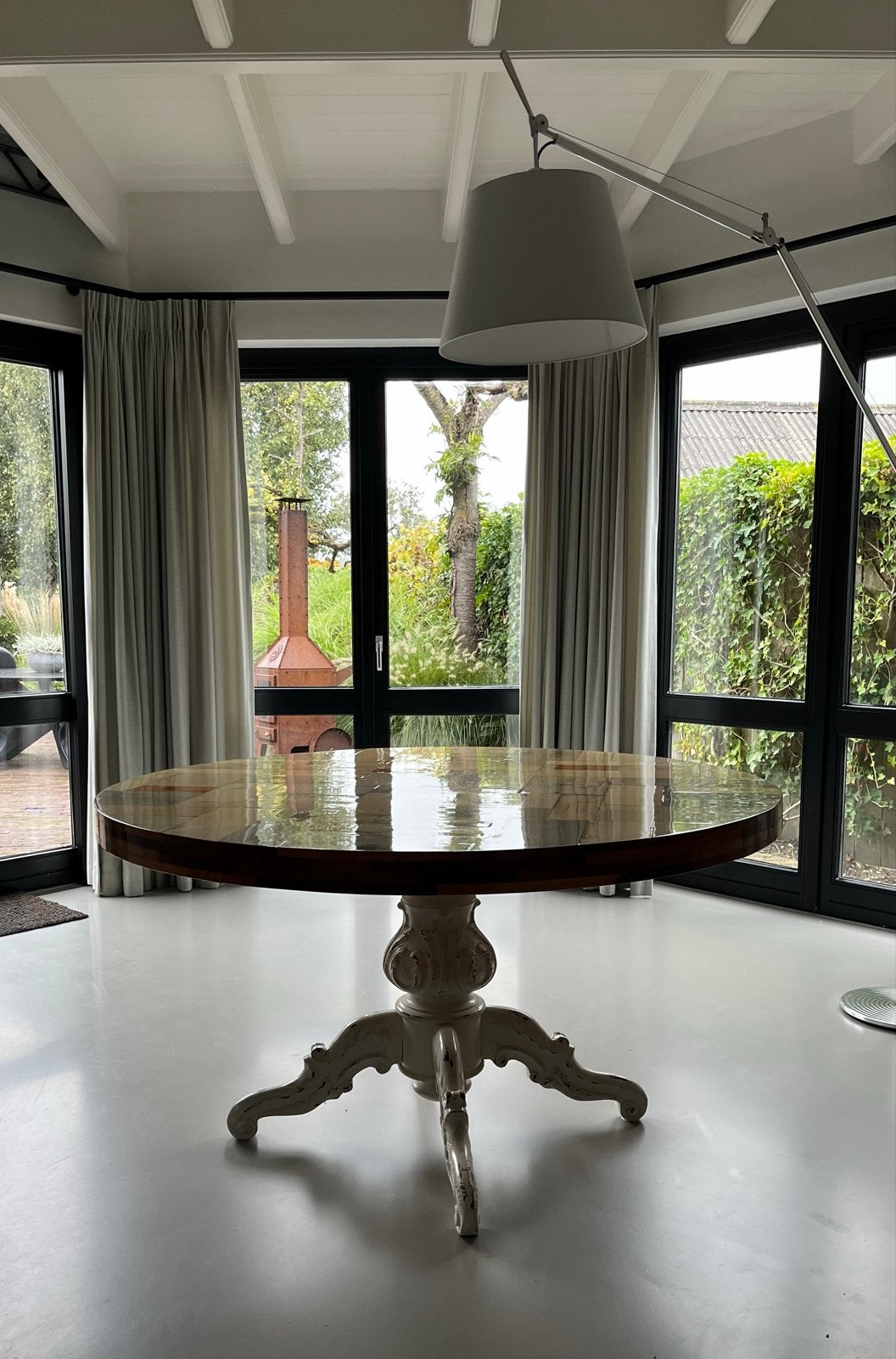 GRATIS Ronde tafel 140cm, Piet Hein Eek stijl, epoxy blad, Huis en Inrichting, Ophalen, Overige materialen, Gebruikt, 100 tot 150 cm