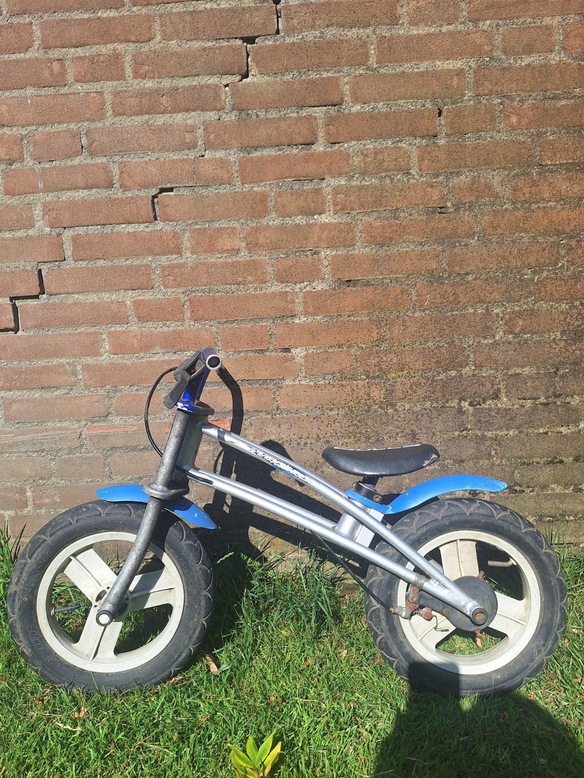 Bulls jongens loopfietsje 12,5 inch, Fietsen en Brommers, Fietsen | Kinderfietsjes, Ophalen, Gebruikt, Bulls, Minder dan 16 inch