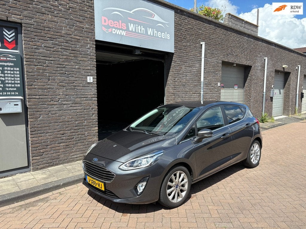 Ford Fiesta 1.0 EcoBoost Titanium |Carplay|Automaat|Lane Ass, Stof, Gebruikt, 49 €/maand, Bedrijf