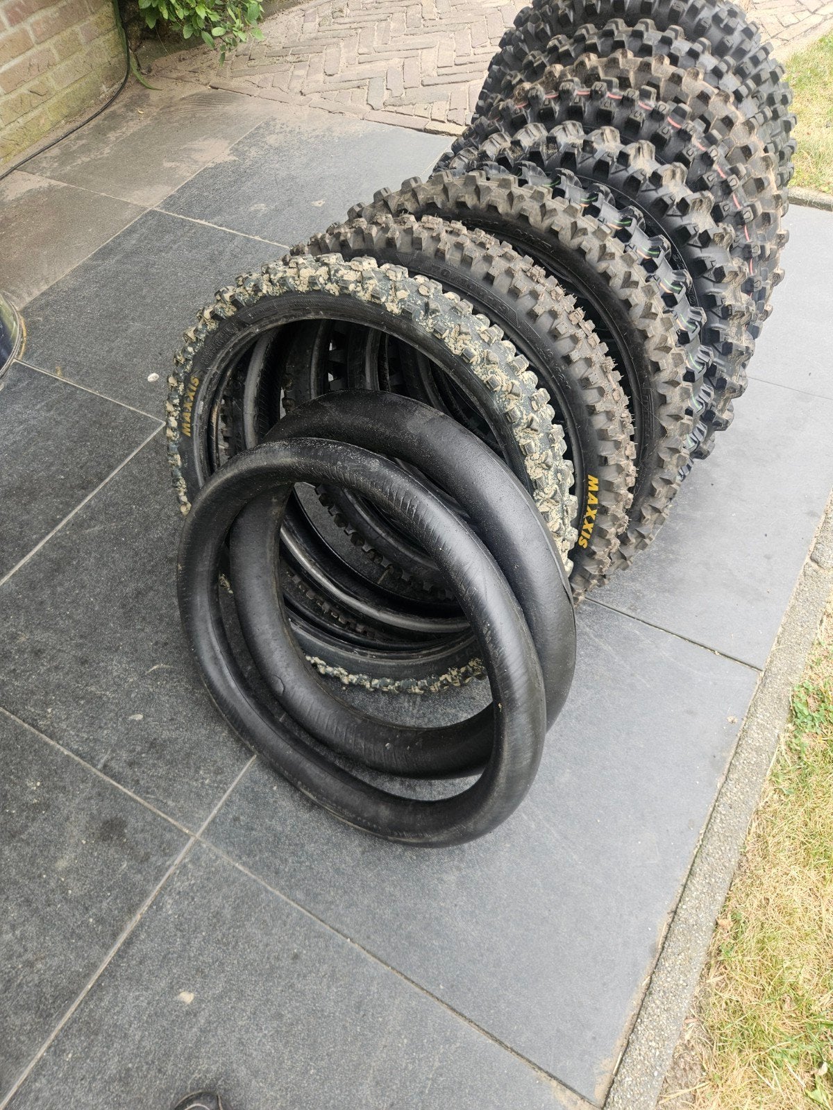 Ktm sx 85 gw banden en set mouse binnenbanden, Ophalen of Verzenden, Gebruikt
