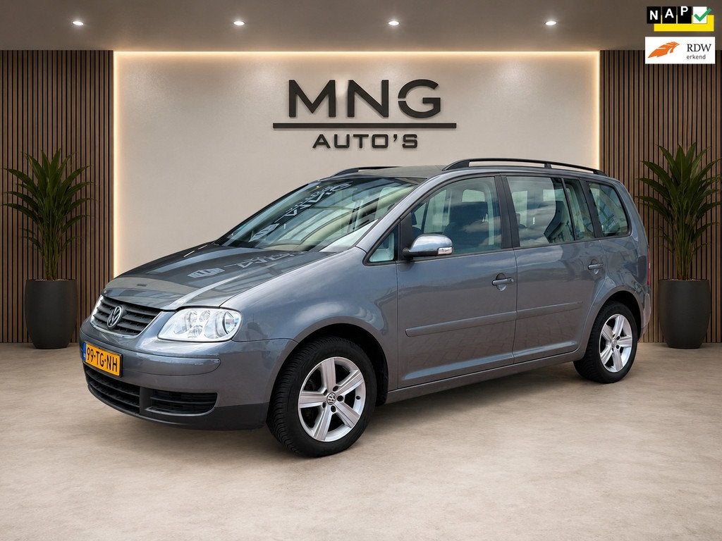 Volkswagen Touran 1.6-16V FSI|INRUILKOOPJE!|Automaat|Cruis|A, Auto's, Volkswagen, Gebruikt, 4 cilinders, Origineel Nederlands