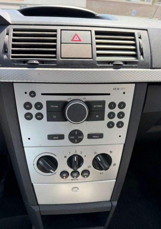 Opel MERIVA 1.6-16V Essentia AIRCO LMV RIJDT HEEL GOED APK, Voorwielaandrijving, 15 km/l, Gebruikt, 4 cilinders