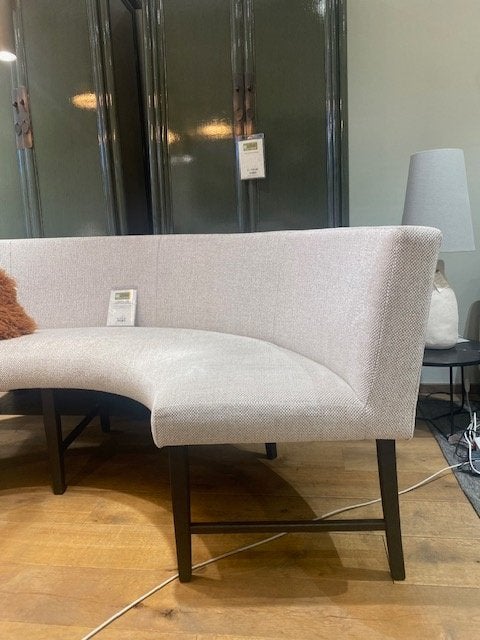Ronde ultimate lounge Eetbank (showmodel winkel Den Haag), Ophalen, Hout, Overige kleuren, Nieuw