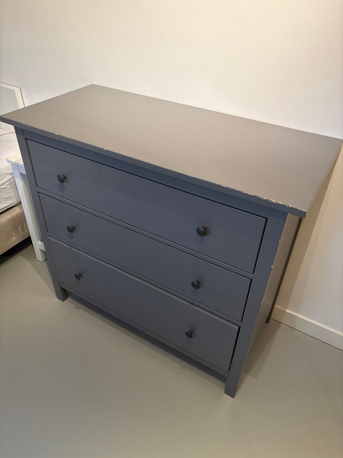 IKEA Hemes Grijze ladekast met 3 laden - Gebruikt, Gebruikt, 100 tot 150 cm, 3 of 4 laden, 25 tot 50 cm