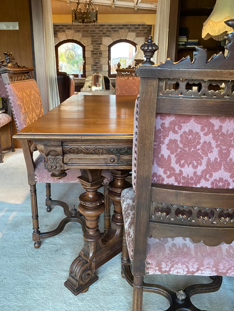 Antieke Renaissance Eettafel, zes stoelen, Ophalen