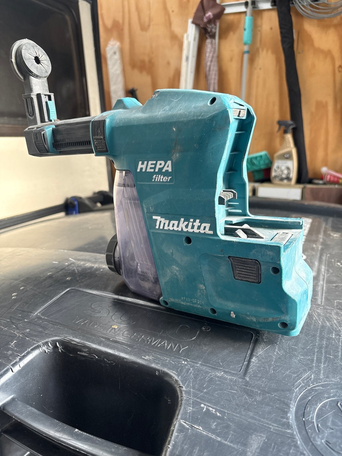 Makita DVC860L Stofzuiger met HEPA filter, Inclusief accessoires, Gebruikt, T, T
