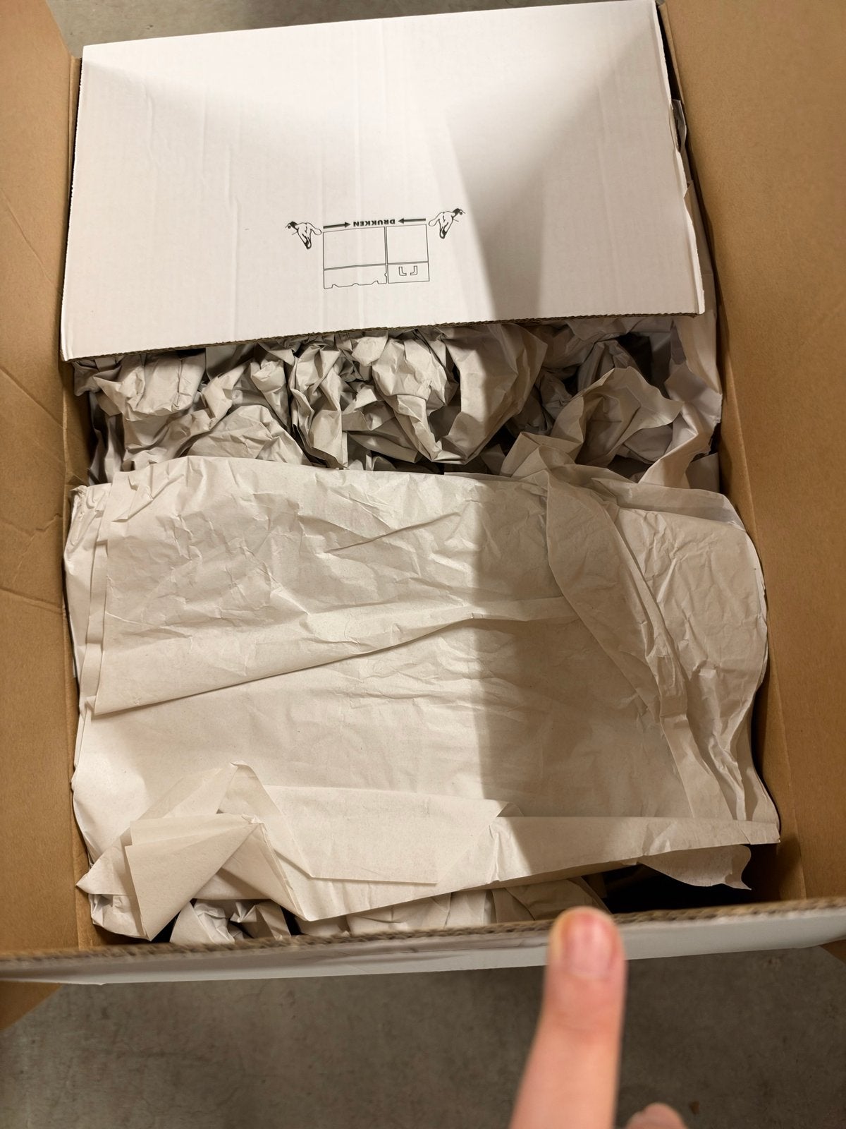 60 Verhuisdozen (medium + 2 grote) + inpakpapier, Ophalen, 40 tot 60 cm, Opvouwbaar, 50 tot 75 cm
