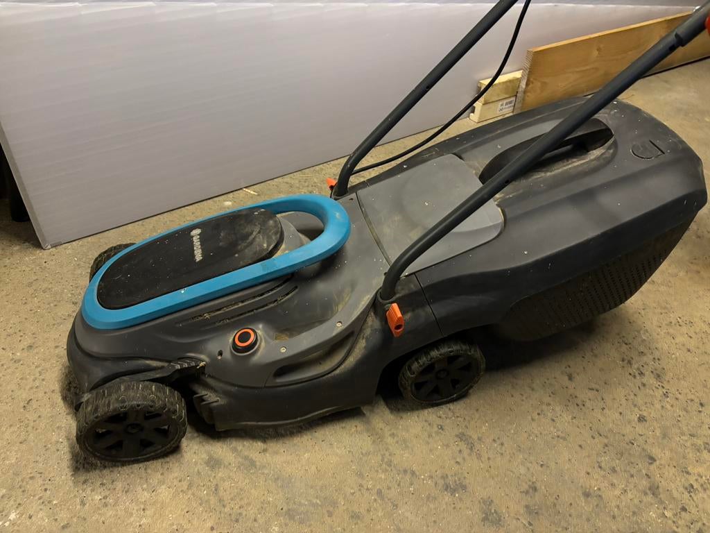 Gardena grasmaaier 32cm, Ophalen, Cirkelmaaier, Gebruikt, Elektrische grasmaaier