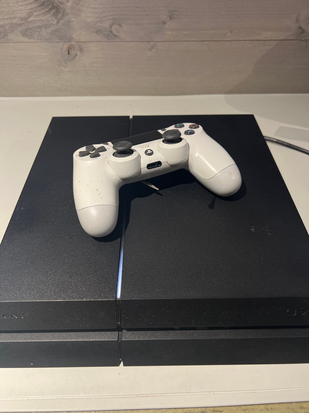 PlayStation 4 (PS4) met 1TB opslag en 1 controller + games, N, Ophalen of Verzenden, N, N