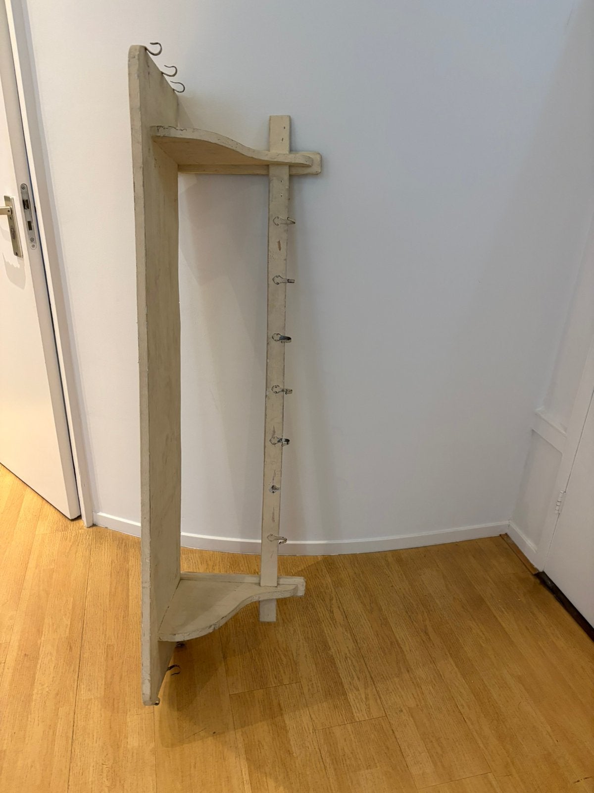 Houten kapstok: gratis, Ophalen, Zo goed als nieuw, Minder dan 2 meter
