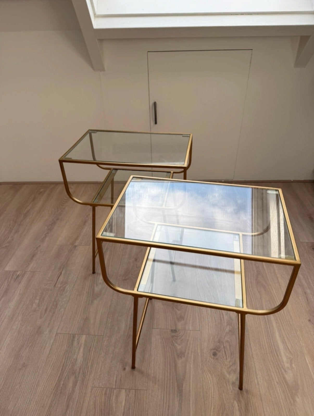 Goude bijzettafeltjes, Huis en Inrichting, Tafels | Bijzettafels, Ophalen, Minder dan 55 cm, 60 cm of meer, Rechthoekig