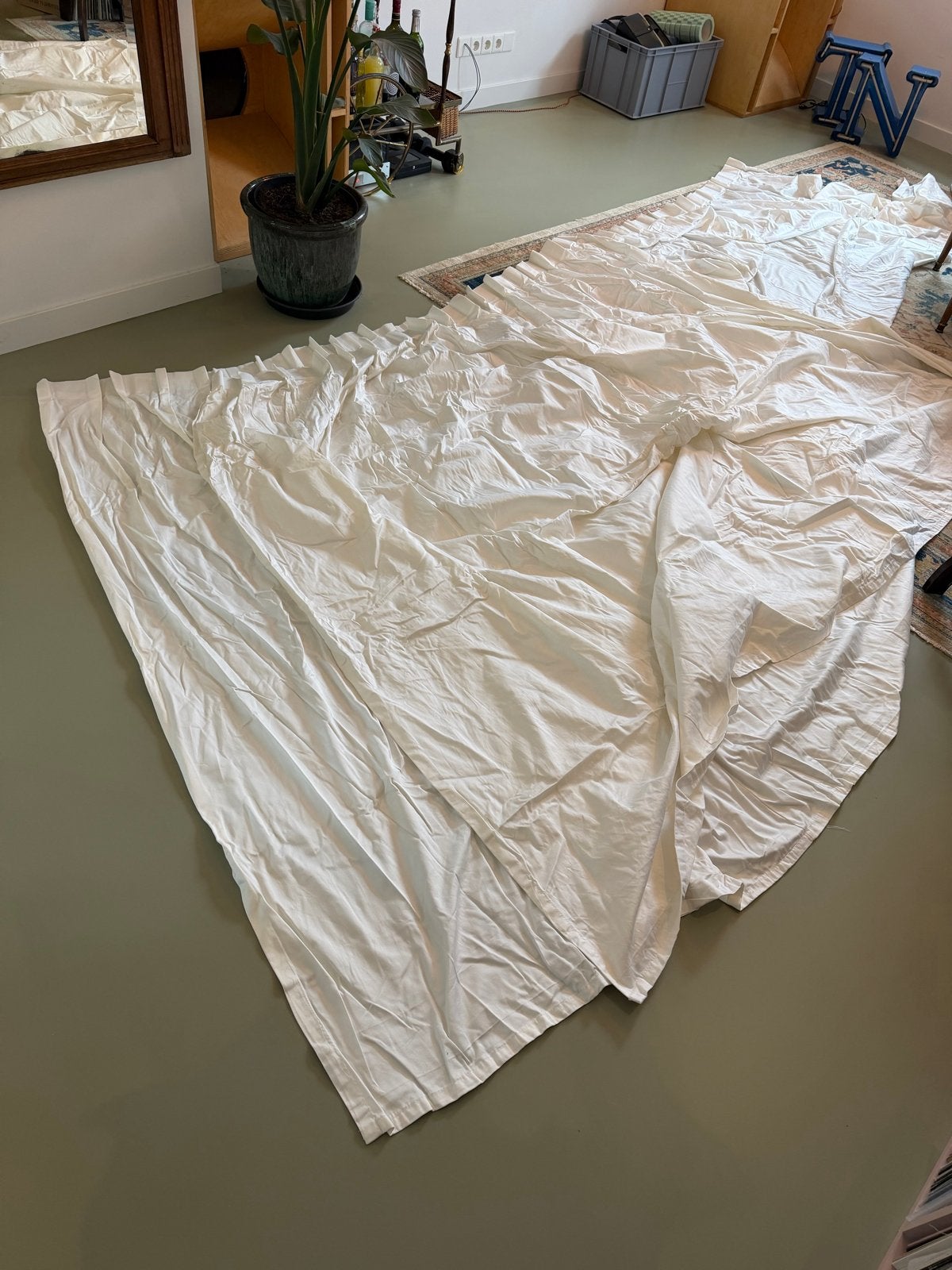 Twee witte katoenen gordijnen van HEMA (350x210, 170x210), Huis en Inrichting, Gebruikt, Wit, Ophalen of Verzenden, Gordijn