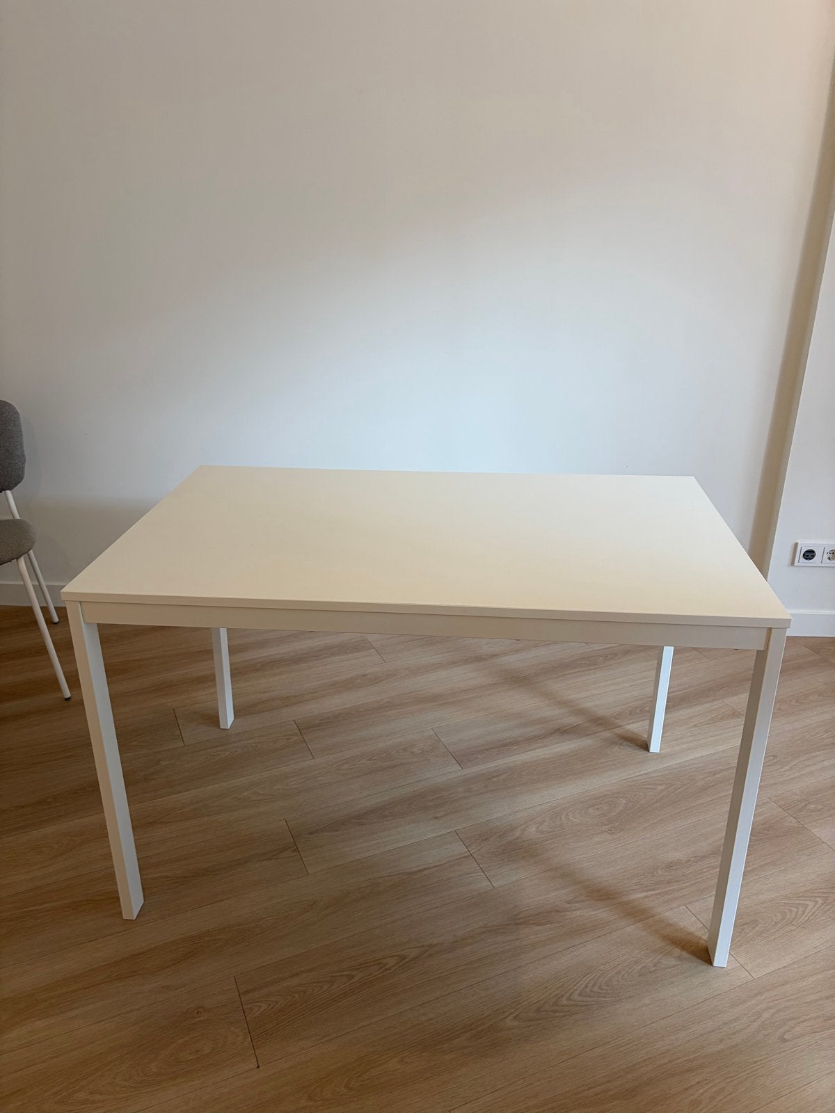 IKEA VIHALS uitschuifbare eettafel met 6 stoelen, Ophalen, Overige materialen, Gebruikt, 100 tot 150 cm
