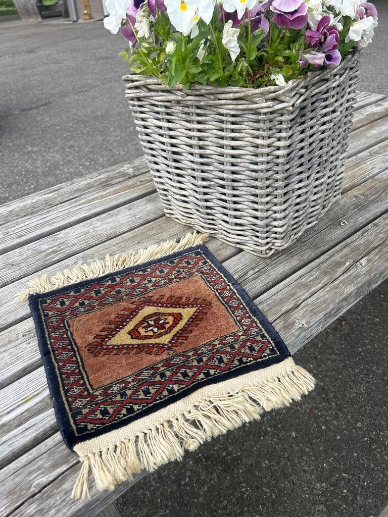 Decoratief  persje 20x20 cm - Handgeweven Tapijtje, Ophalen, Minder dan 50 cm, Gebruikt, Bruin