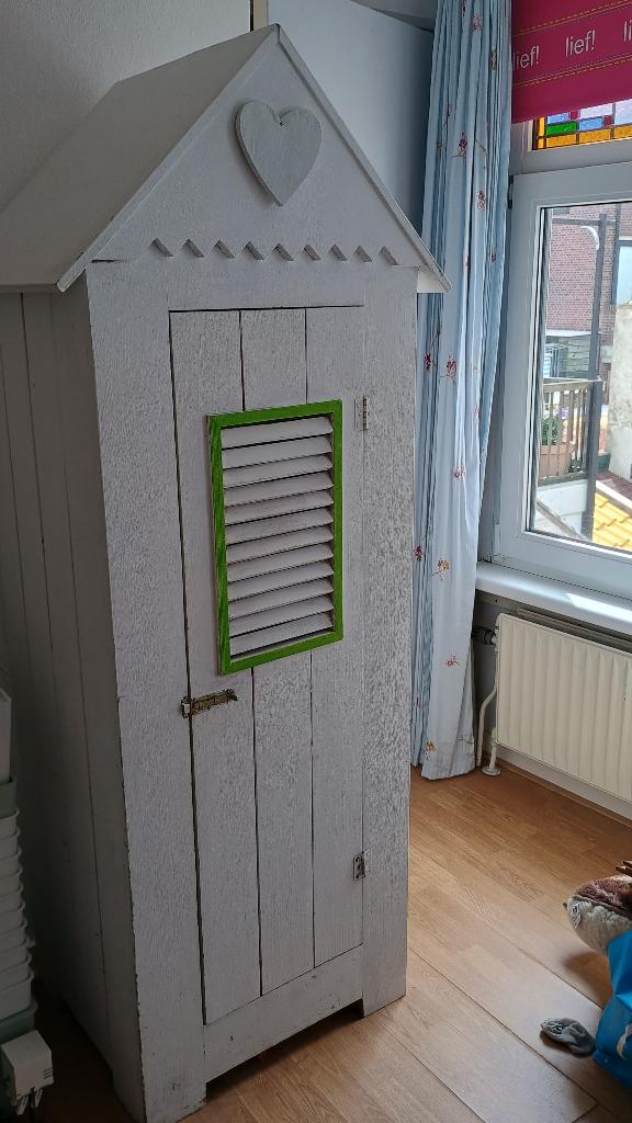 Strandhuis kinderkast, Ophalen, Gebruikt, 50 tot 70 cm, 105 cm of meer