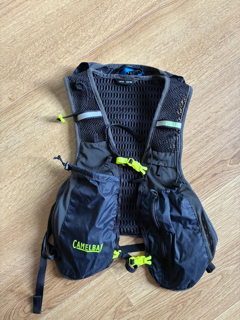 Camelbak hardloop vest, Ophalen of Verzenden, Kleding, Overige merken