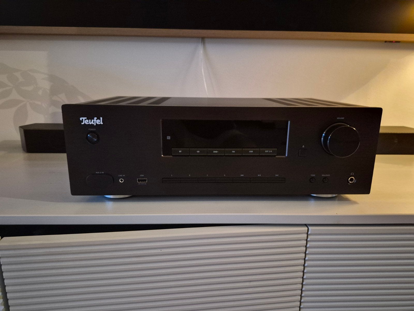 teufel receiver met DAB radio en Bluetooth.  als nieuw, Zo goed als nieuw, 60 tot 120 watt, Stereo, Ophalen