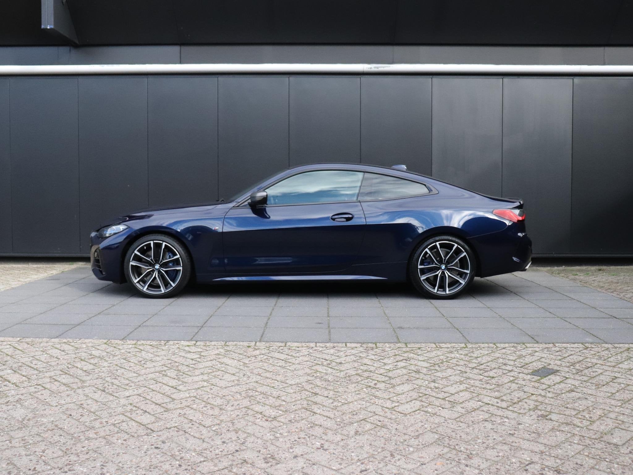 BMW 4-serie Coupé M440i xDrive High Executive | LEDER | MEM, Auto's, Automaat, Euro 6, Bedrijf, Vierwielaandrijving