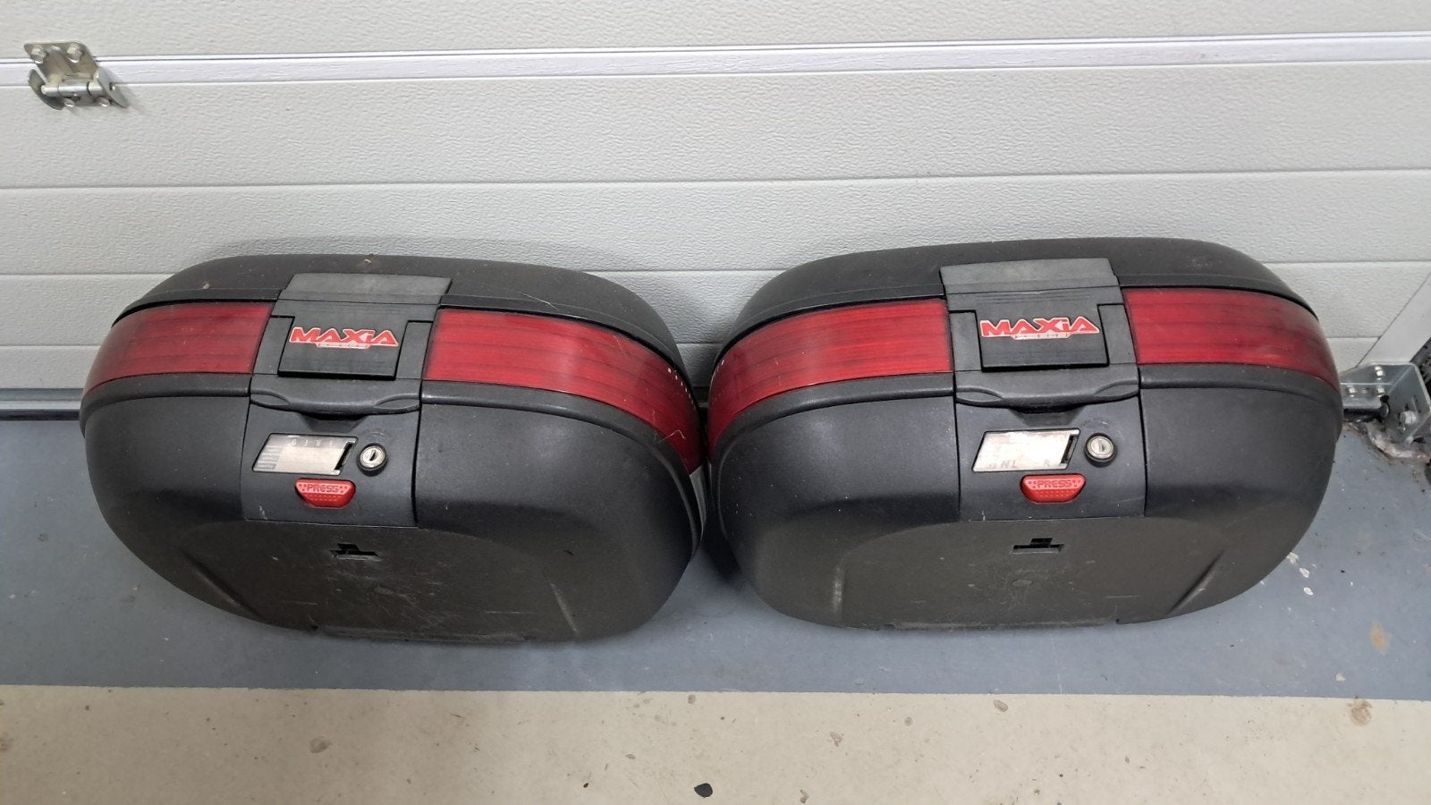 GIVI Maxia zijkoffers met beugels voor BMW R1150GS, Ophalen, Gebruikt