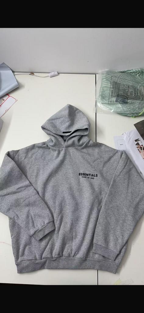 ESSENTIALS, Ophalen of Verzenden, Zo goed als nieuw