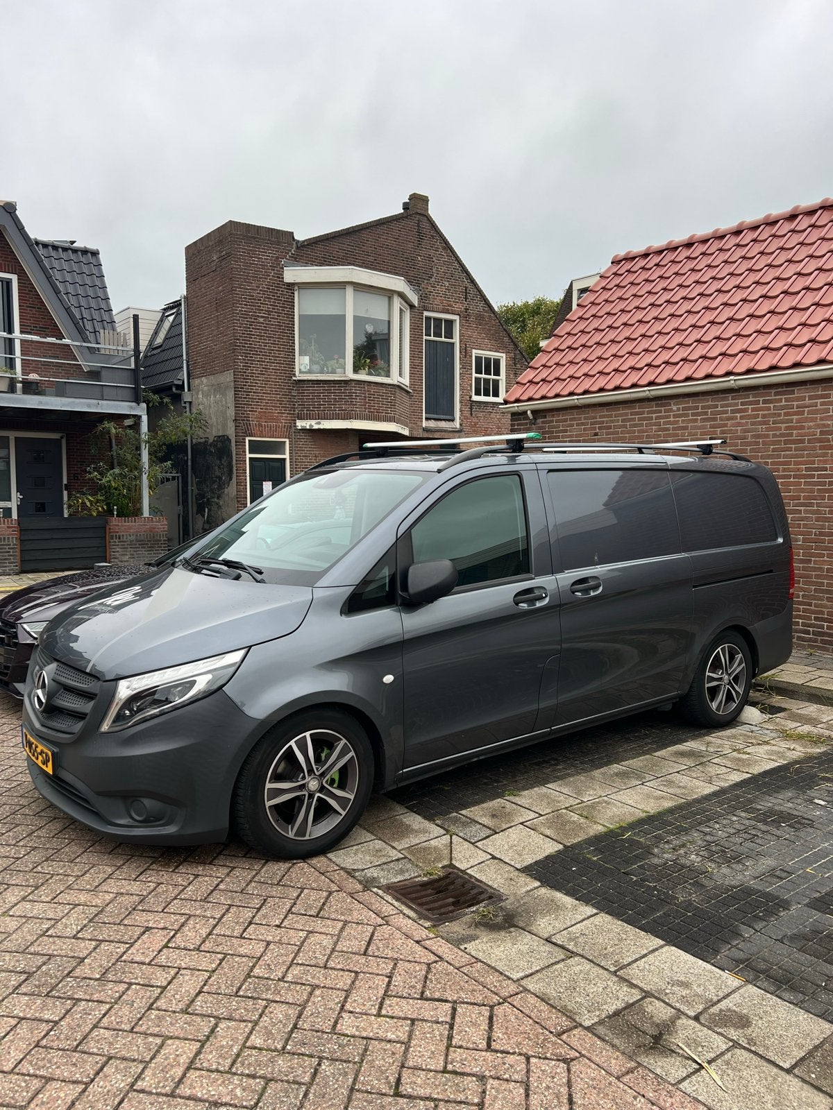 Mercedes-Benz Vito 2.1 CDI 230pk, Zwart, 4 cilinders, Lane Keeping Assist, Leder en Stof