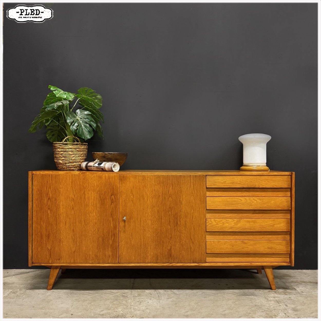 Vintage sideboard U-460, Jiri Jiroutek Dressoir Kast, Ophalen, Gebruikt, 150 tot 200 cm, Jiri Jiroutek voor Interier Praha (Praag)