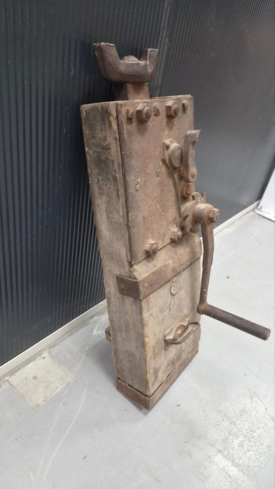 Oude Dommekracht - Vintage Krik voor Zwaar Werk, Ophalen, Gebruikt
