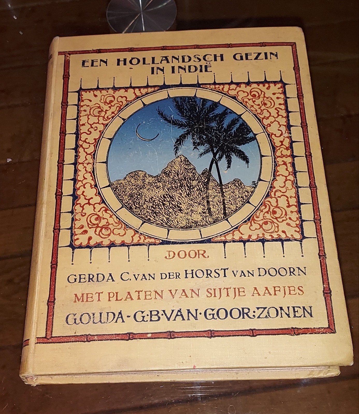 Unieke 1e druk (1921) Een Hollandsch gezin in Indië -, Ophalen of Verzenden