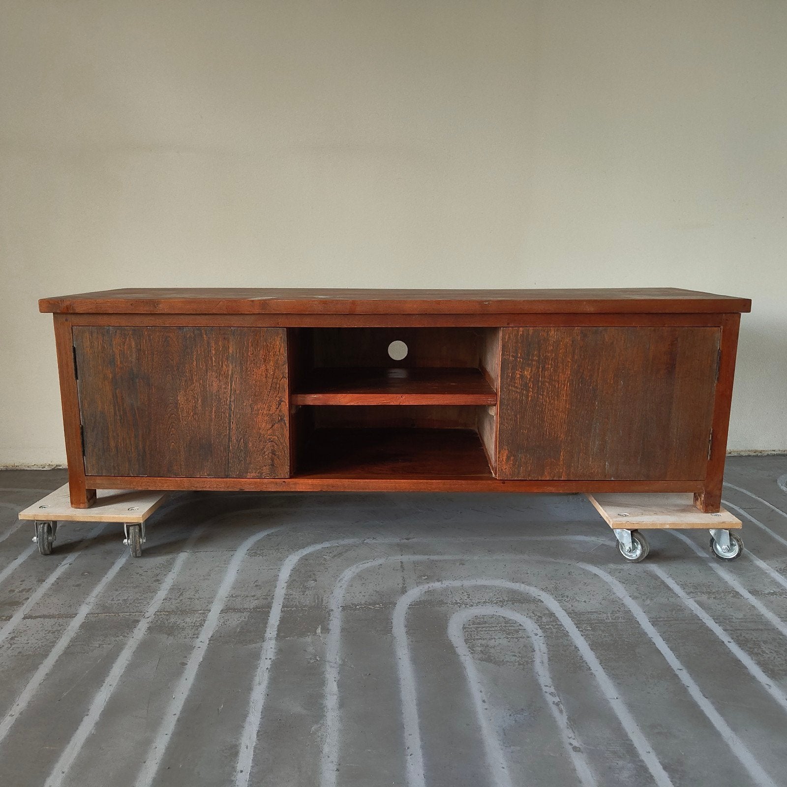 Teak houten tv meubel, Ophalen, Gebruikt