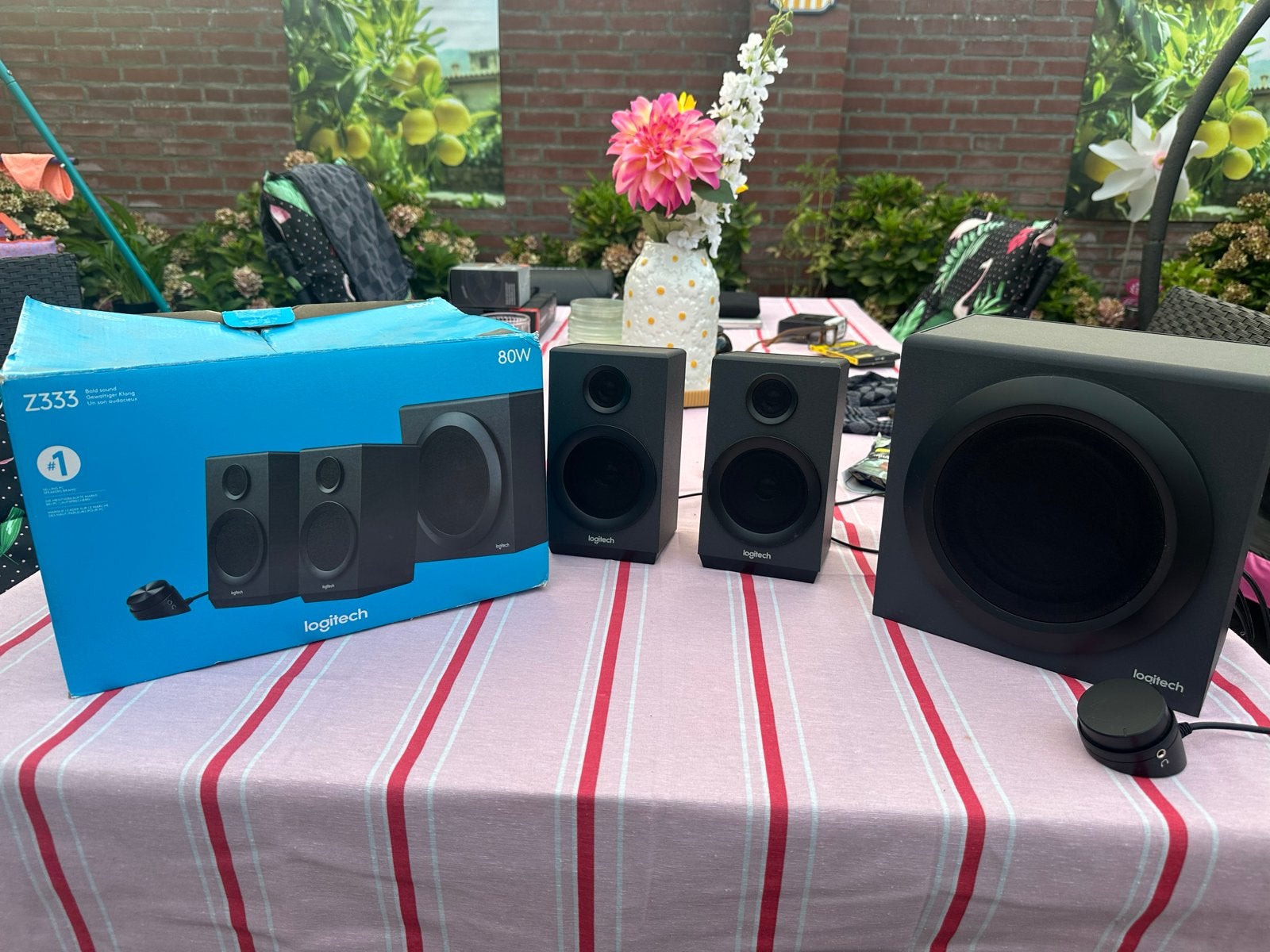 Logitech Z333 Boxenset met Subwoofer - 80W, Ophalen, Logitech, Speakerset, Zo goed als nieuw