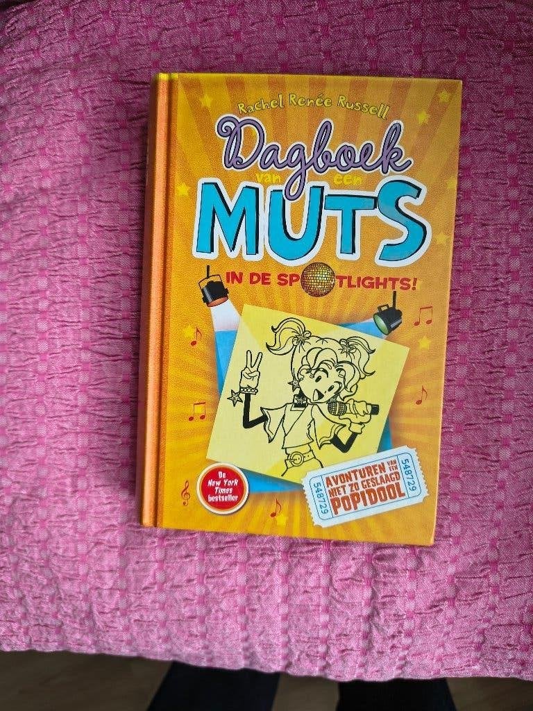 Dagboek van een muts deel 3, Boeken, Ophalen of Verzenden, Zo goed als nieuw, Rachel Renée Russell, Fictie