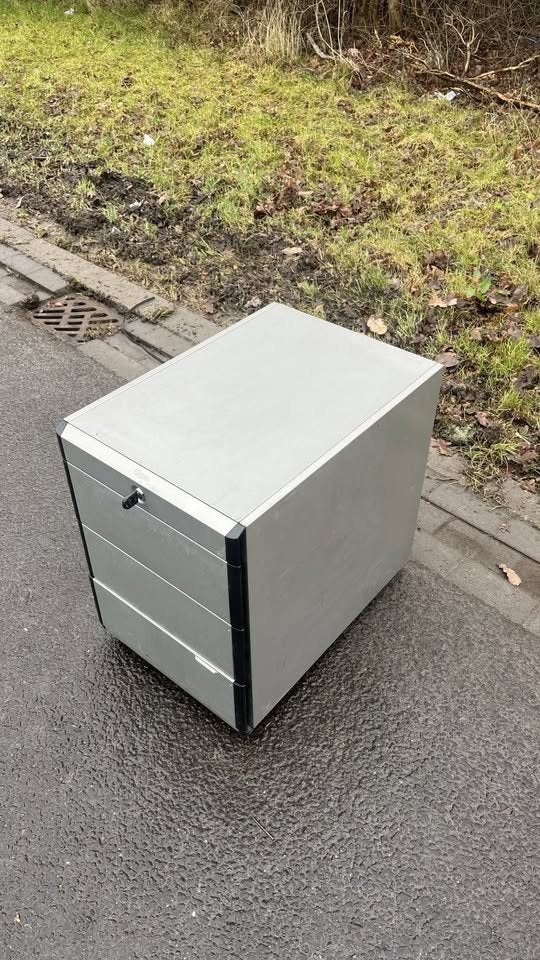 Gispen Ladeblok, Ophalen, Minder dan 50 cm, Gebruikt, Gispen