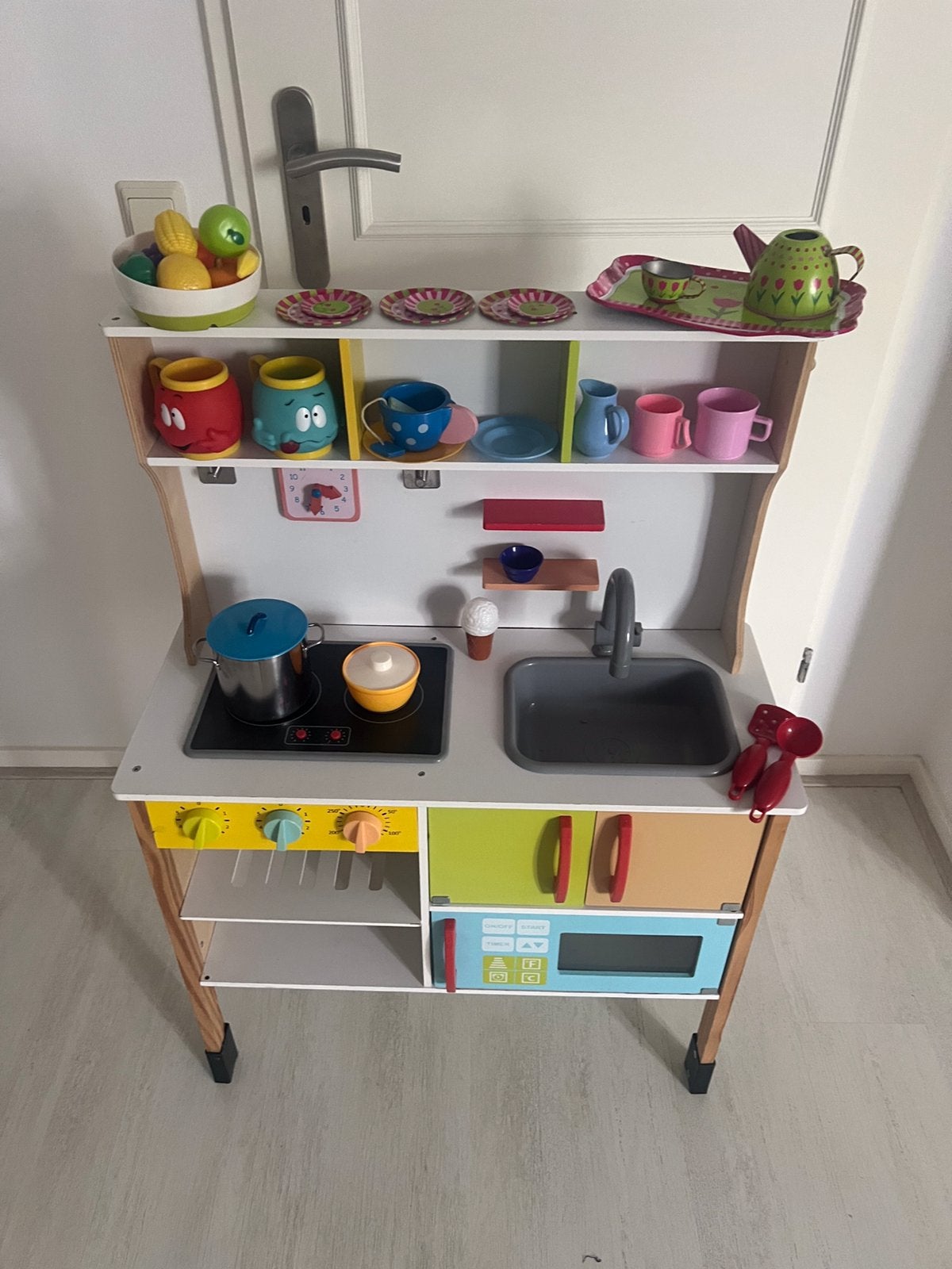 Hout keukentje met accessoires, Ophalen, Gebruikt