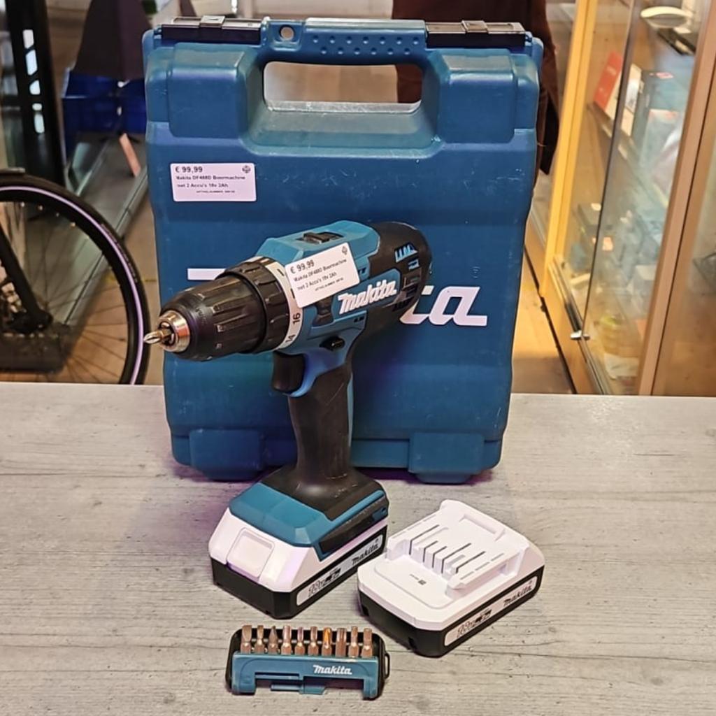 Makita DF488D Boormachine met 2 Accu's 18v 2Ah, Doe-het-zelf en Verbouw, Gereedschap | Boormachines, Makita, Gebruikt, Support@makita.com