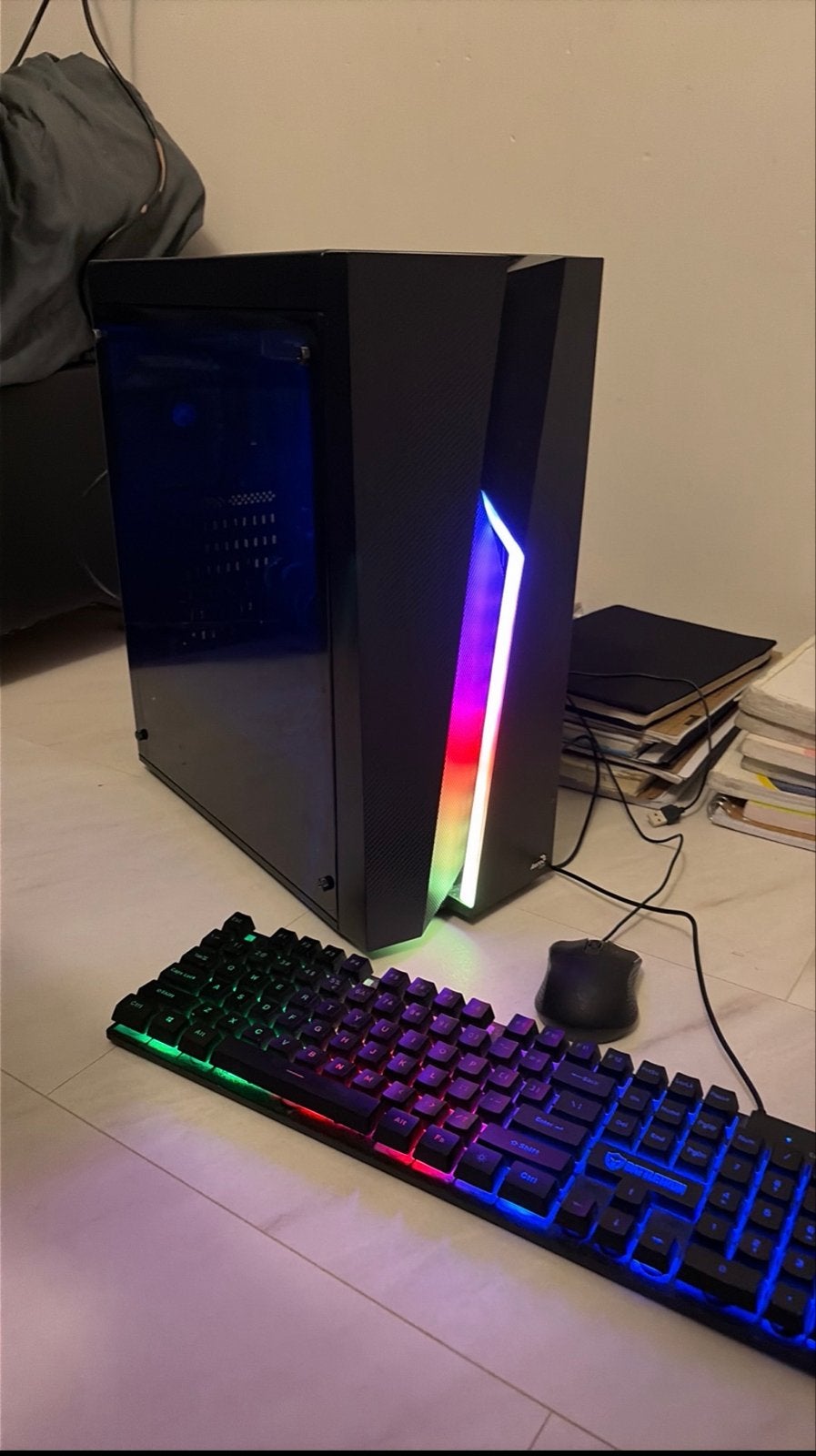 LED Gaming PC met muis en toetsenbord ZSM WEG!, Gebruikt, 8 GB, Ophalen of Verzenden, Gaming