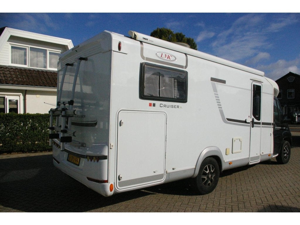 LMC Blackline 672 G Enkele bedden, XXL Garage., Ringverwarming, Fiat, Bedrijf, L-zit