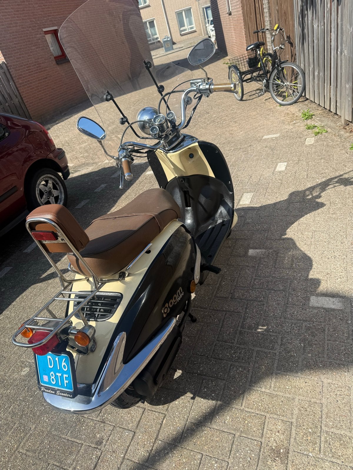 Scooter met nieuwe onderdelen en lage kilometerstand, Ophalen of Verzenden, Zo goed als nieuw, Benzine, Overige merken
