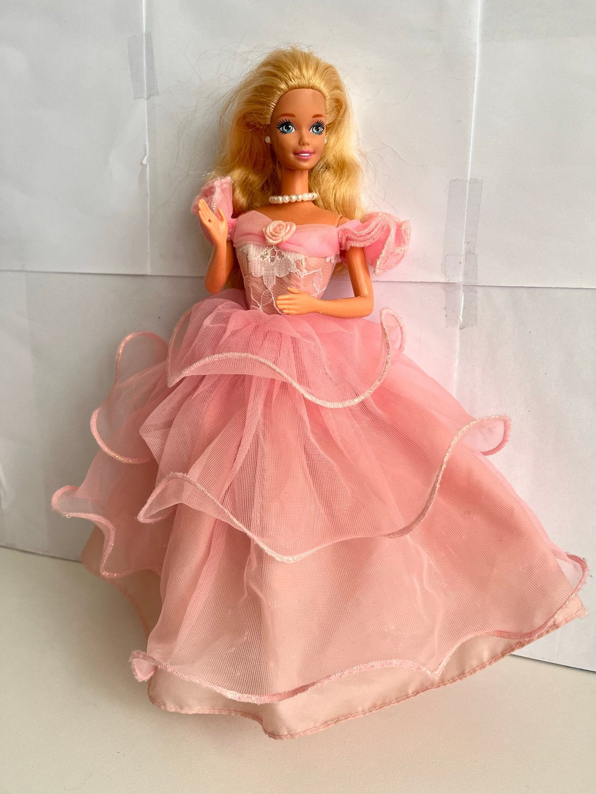 100 jaar Blokker Special Edition Barbie uit 1996, Ophalen of Verzenden, Zo goed als nieuw, Pop